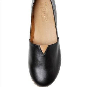Women’s Black Senny Leather Tkees Flats